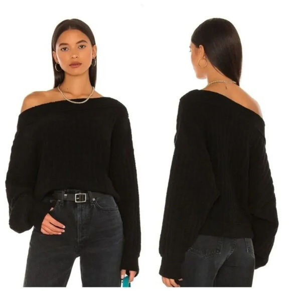 Free People Sweaters - FREE PEOPLE Cabin Fever Pullover in Washed Black